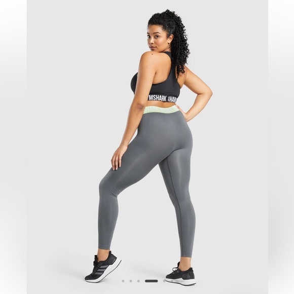 Gymshark Pants - 🦈Gymshark Fit Seamless Leggings